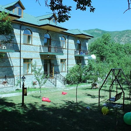 Evim Otel Lahic Exterior foto